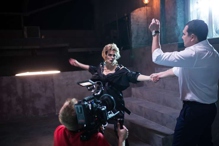 ...что даже после команды Стоп не могла прийти в себя