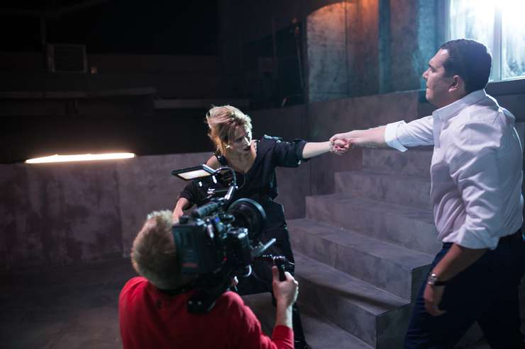 Она настолько вжилась в свою роль...