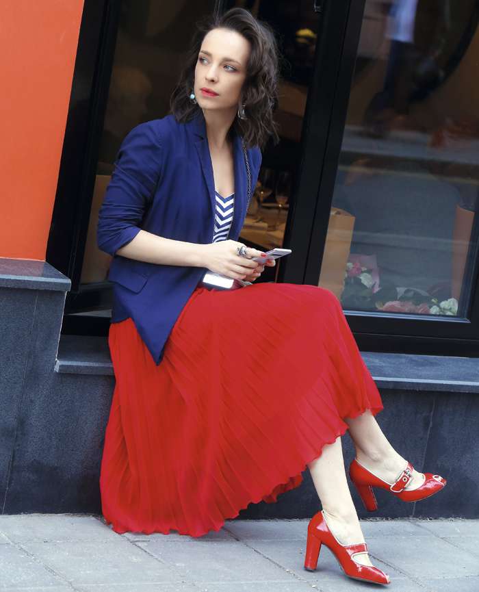 Анна Попова