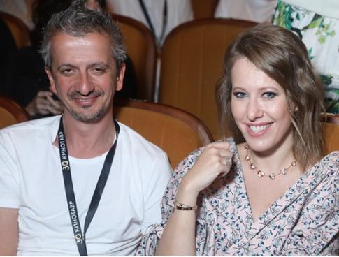 Богомолов уехал в романтическое путешествие с Собчак