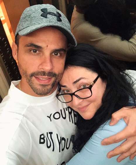 ЛОЛИТА МИЛЯВСКАЯ С МУЖЕМ ДМИТРИЕМ ИВАНОВЫМ