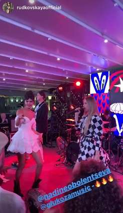 Вечеринка по случаю свадьбы Надежды Оболенцевой и Резо Гигинеишвили