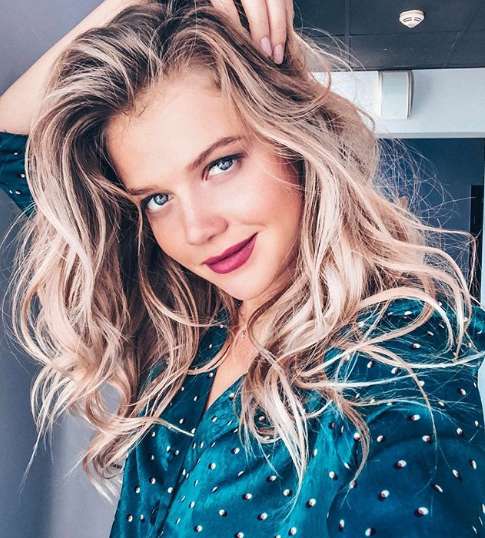 Мария Ивакова