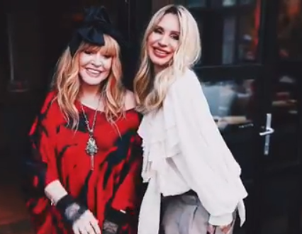 «Это уже слишком»: Лобода разозлила поклонников образом Девы Марии