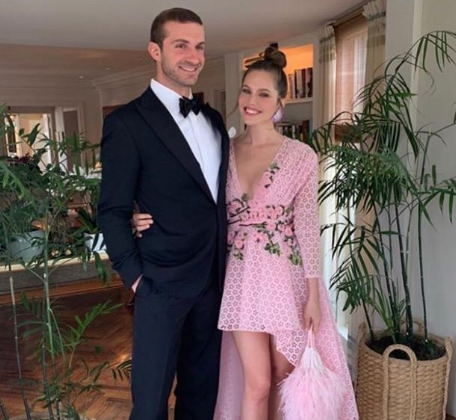 В Сети появилось фото помолвочного кольца Дарьи Жуковой