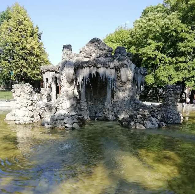 Фонтан «Сказка»