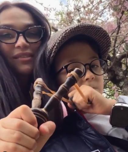 Водонаева переводит сына на домашнее обучение