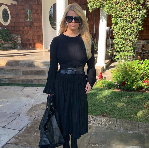 Как иголочка: Джессика Симпсон потеряла 45 килограммов