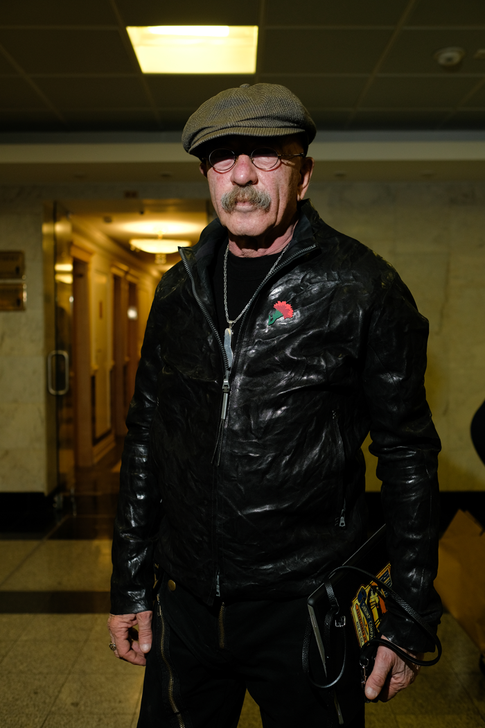 Александр Розенбаум снова в строю