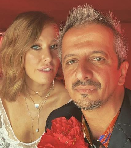 Собчак будет содержать Богомолова?