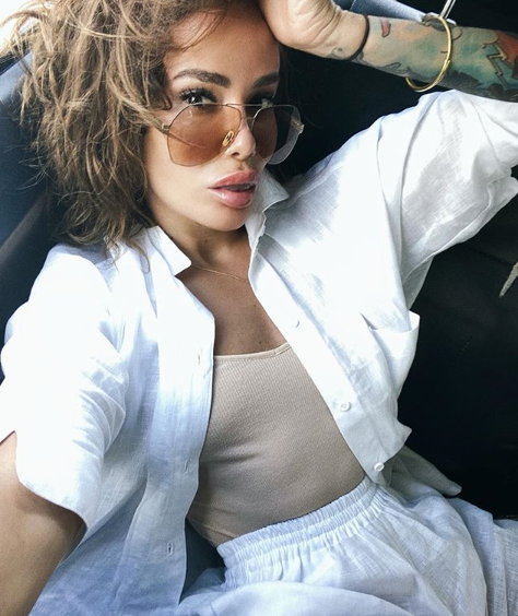 Экстрасенс об Айзе Анохиной: «Это не конец ее отношений с мужем»