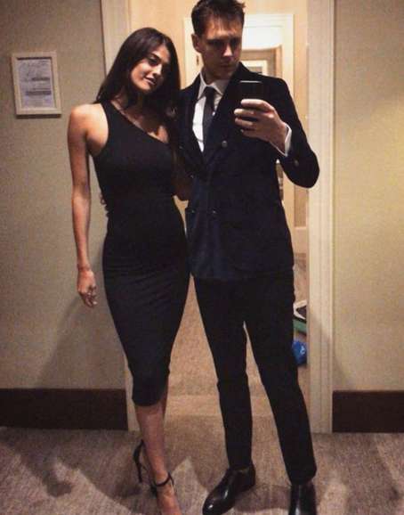 На съемочной площадке сербского сериала «Отель Белград» Милош познакомился с моделью и актрисой Барбарой Таталович. Но вспыхнувший роман длился совсем недолго