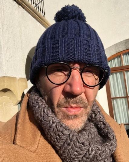 Шнуров прокомментировал смерть Всеволода Чаплина стихами