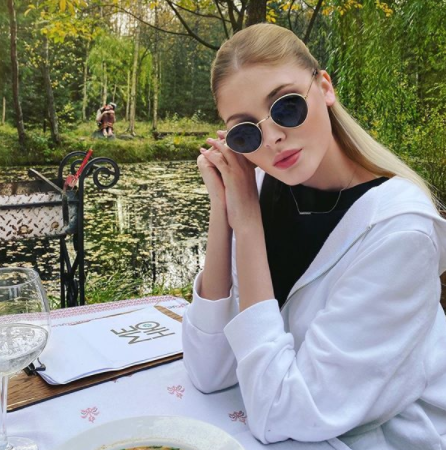 Шишкова сделала бьюти-открытие и удалила комментарий о Решетовой