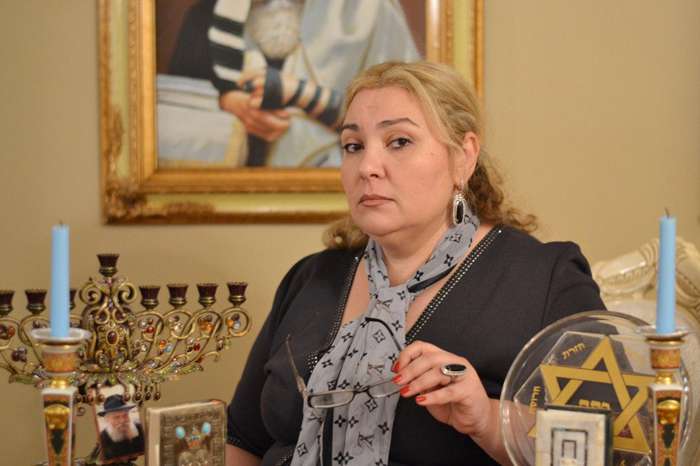 Александра Харрис