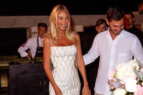 Виктория Лопырева перестала публиковать фото с мужем