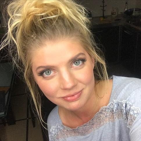 Анастасия Задорожная тайно расписалась