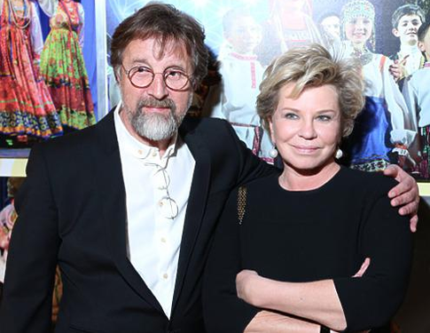 Жена Леонида Ярмольника: «Ковид вылечили, все хорошо»