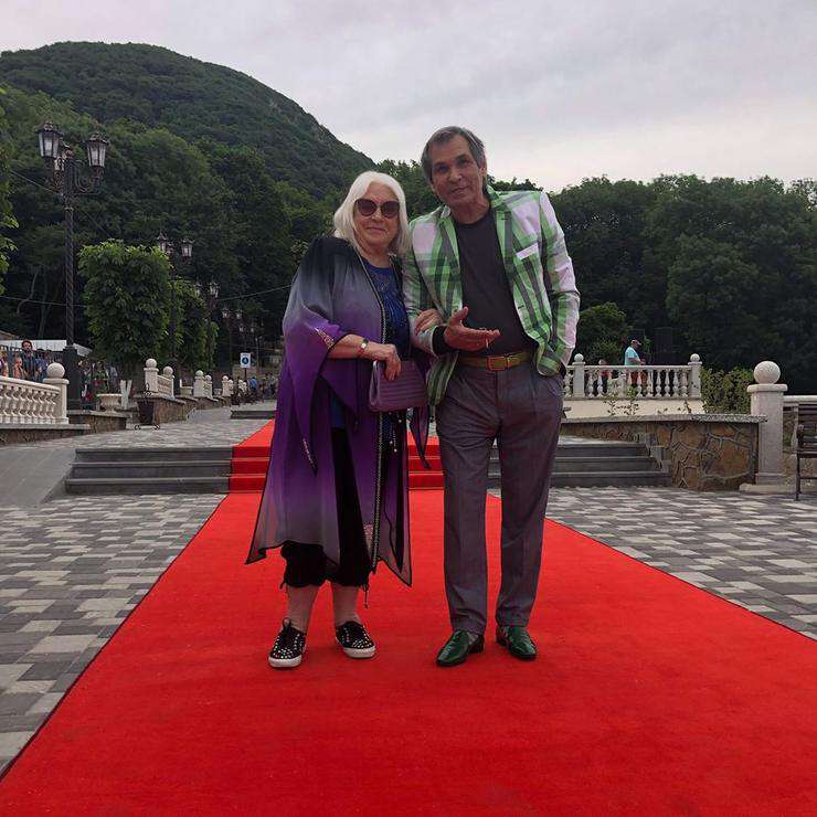 Лидия Федосеева-Шукшина с Бари Алибасовым