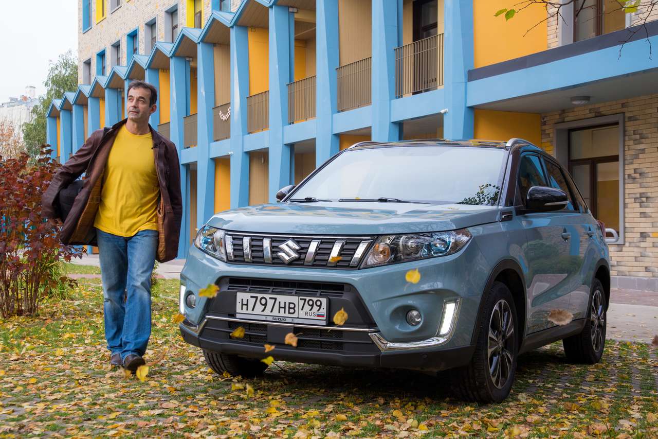 Дмитрий Певцов стал автоволонтером