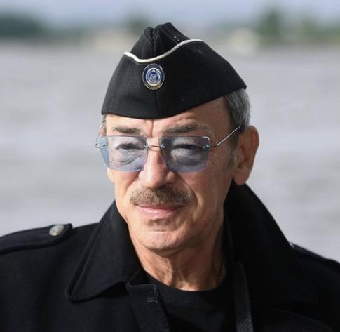 «Это не их работа»: Боярский считает, что Харламову и Галустяну лучше смешить, а не играть в кино