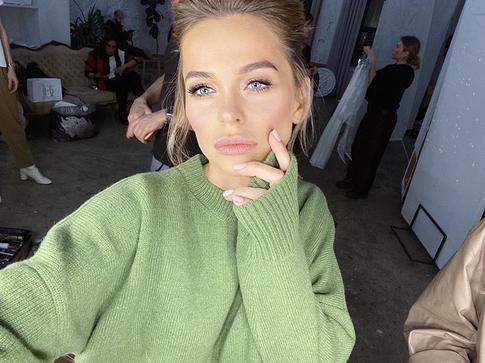 Генератор идей: селебритис, придумывающие интересный дизайн ногтей