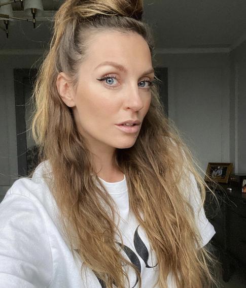 Савельева поздравила наследника с Днем сыновей