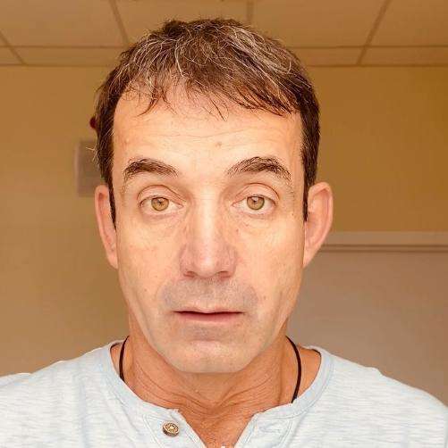 Дмитрий Певцов