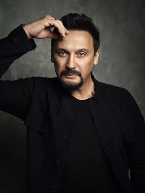 Уволенный гитарист Стаса Михайлова раскрыл размер своей зарплаты у певца