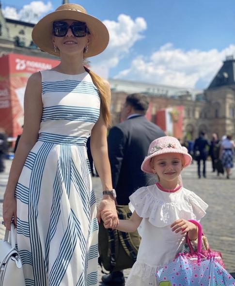 Дочь Навки и Пескова выиграла турнир по фигурному катанию