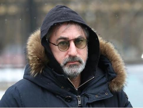 Отец Децла о внуке: «Его интересуют только деньги»