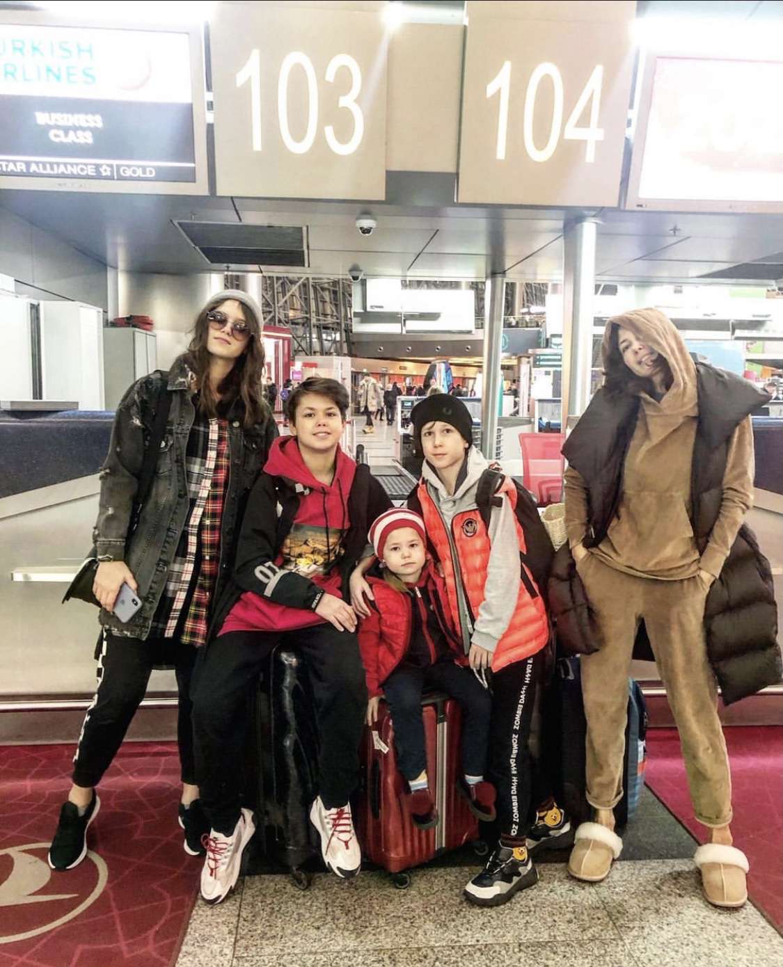 Екатерина Климова с детьми