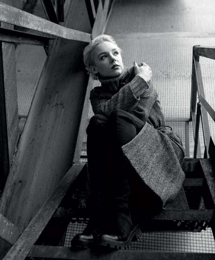 "Противоречивость – одно из самых сексуальных качеств в человеке, наряду с чувством юмора. Еще в женщинах подкупает искренность" Противоречивость – одно из самых сексуальных качеств в человеке, наряду с чувством юмора. Еще в женщинах подкупает искренность