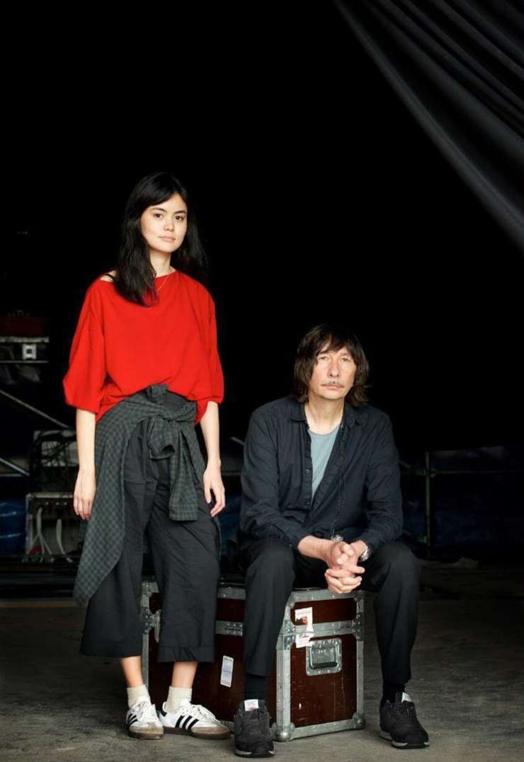 Байгали Серкебаев и его младшая дочь Сана Байгали Серкебаев и его младшая дочь Сана