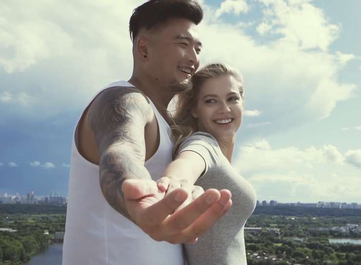 Анатолий Цой и Ева Канчельскис