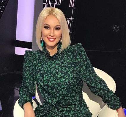 Лера Кудрявцева 15 лет назад сделала пластическую операцию на груди Лера Кудрявцева 15 лет назад сделала пластическую операцию на груди