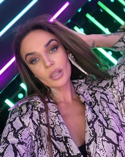 Водонаева стыдилась второго мужа перед мамой