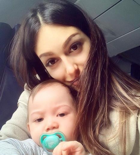 Оксана Воеводина: «Лежу в маске и с температурой»