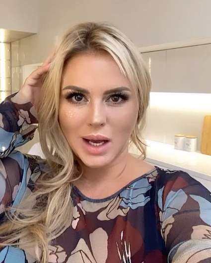 Анна Семенович