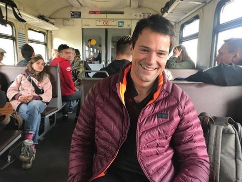 Козловский взял отпуск ради родов Зуевой в США