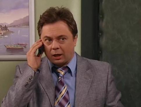 Звезда «Папиных дочек» Андрей Леонов хочет взыскать 1,5 миллиона с билетных сервисов