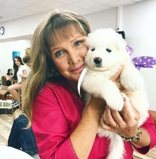 Елена Проклова