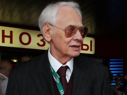 Владимир Наумов заявил об исчезно­вении двух пистолетов