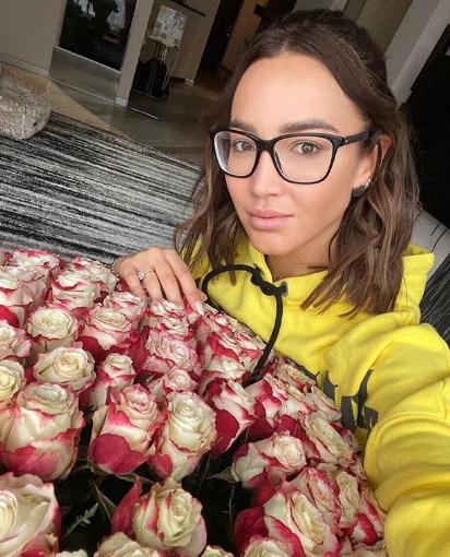 Бузова решила провести комплексное обследование организма