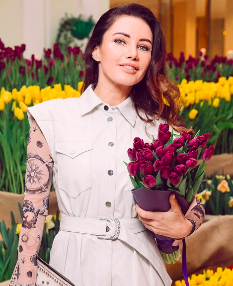 Лора Резникова: 