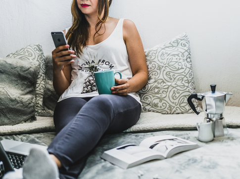 Соцсети бывшего: почему не стоит за ними следить