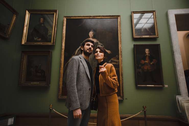 Сейчас певица разлучена с мужем на неопределенный срок. Общение супругов происходит по видеосвязи Сейчас певица разлучена с мужем на неопределенный срок. Общение супругов происходит по видеосвязи