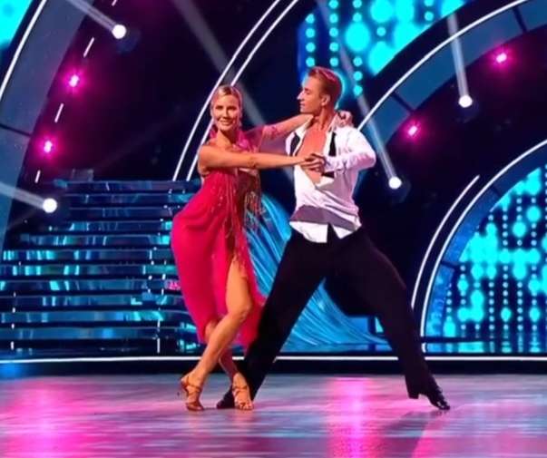 Лена Летучая танцевала со сломанным ребром, сама того не подозревая