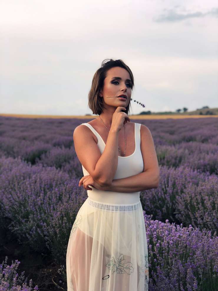 Однажды моя белковая диета не сработала. Позже я выяснила у специалистов , что диета Дюкана приносит результаты только один раз , так как организм к ней адаптируется и перестаёт воспринимать отсутствие углеводов как сигнал SOS