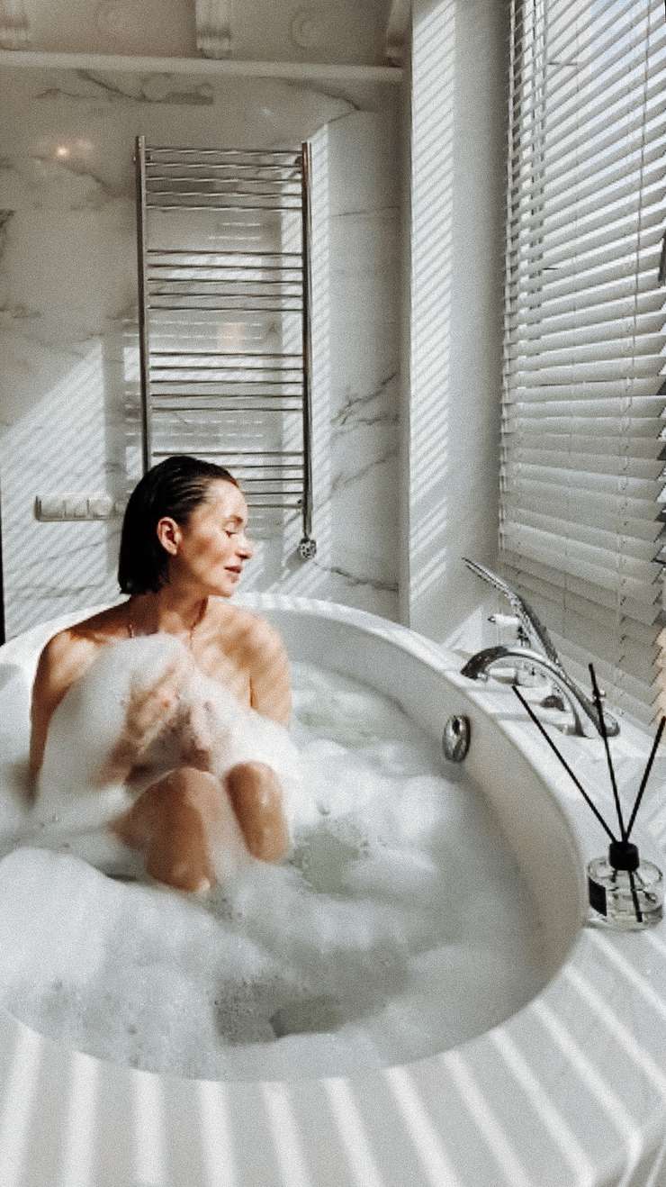 После двух курсов голода на воде в стенах клиники я уже смело практикую голодание самостоятельно дома каждые три месяца.